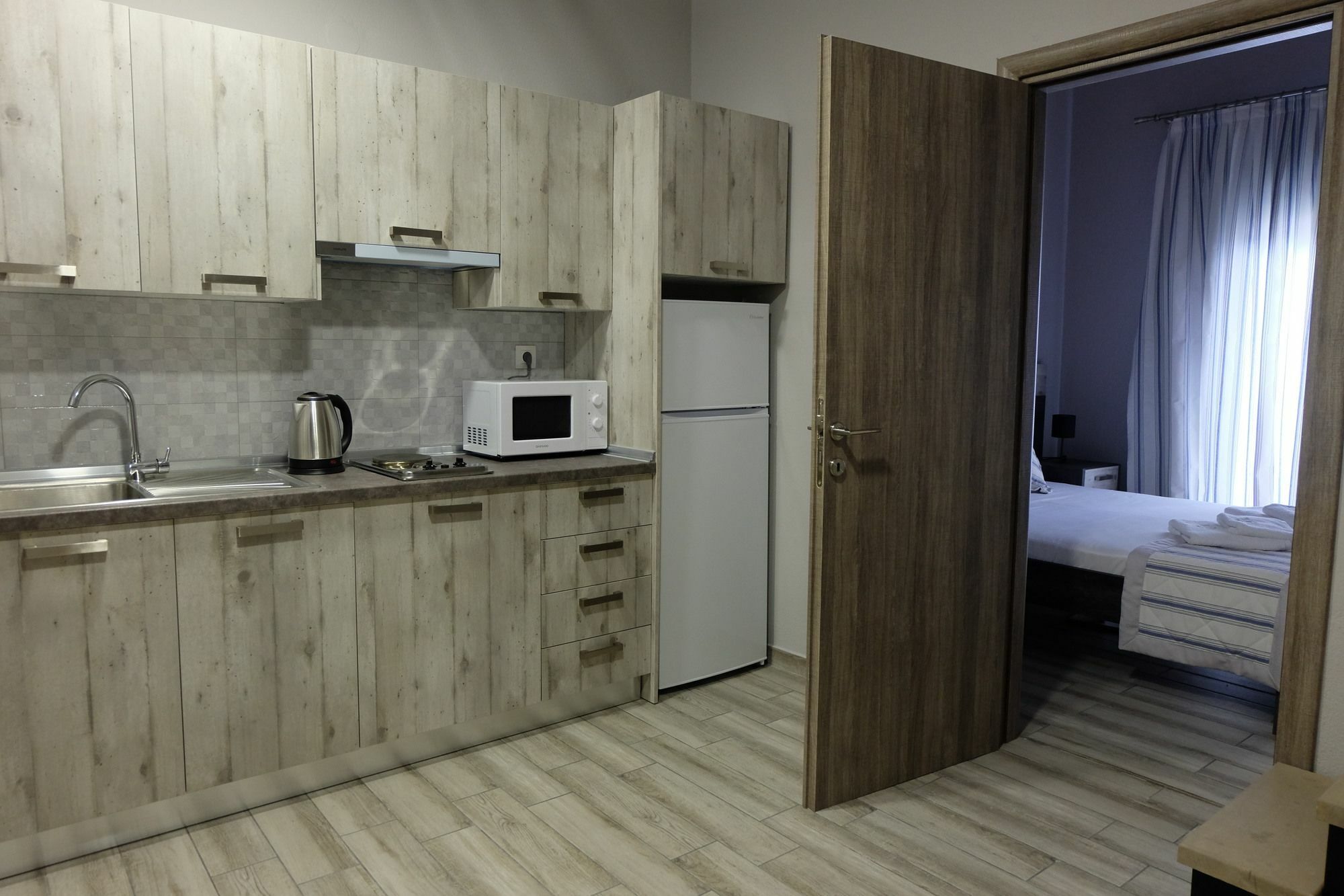 Paramithi Luxury Apartments นิกิติ ภายนอก รูปภาพ